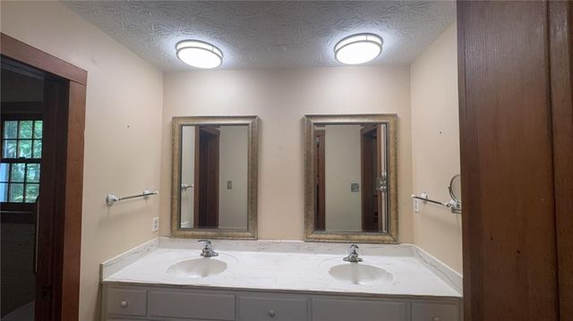 100 Joshua Place, Fayetteville, GA 30215