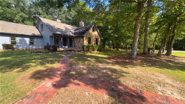 100 Joshua Place, Fayetteville, GA 30215