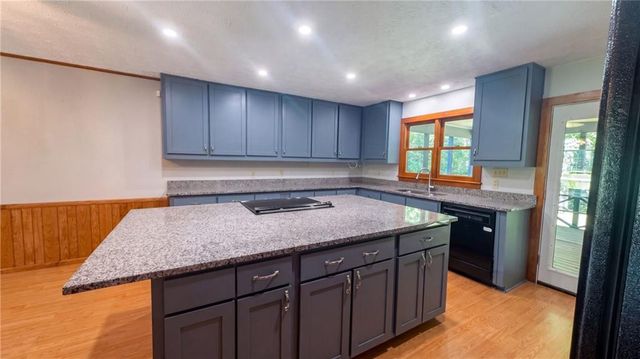 100 Joshua Place, Fayetteville, GA 30215