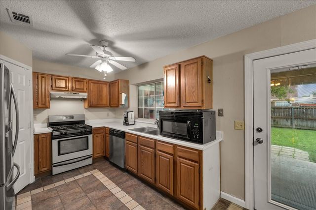 7418 Pacific Drive, Rowlett, TX 75088