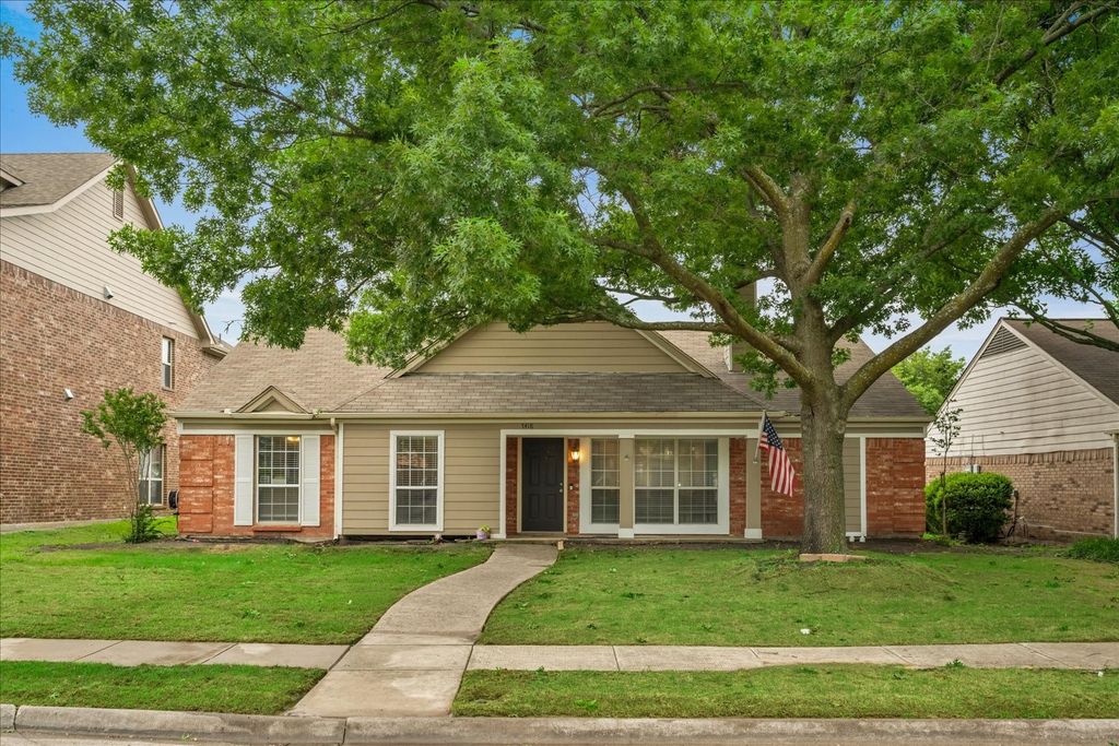 7418 Pacific Drive, Rowlett, TX 75088