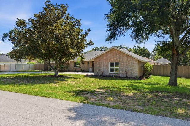 17522 HILLSIDE DRIVE, Montverde, FL 34756