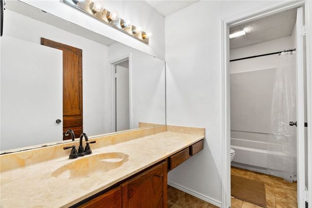6702 Everhart G105, Corpus Christi, TX 78413