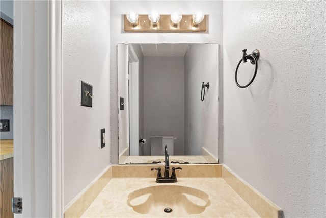 6702 Everhart G105, Corpus Christi, TX 78413