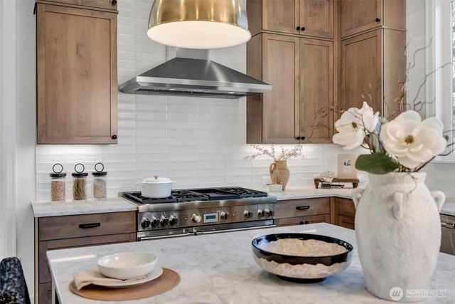 13004 NE 112th Street, Kirkland, WA 98033