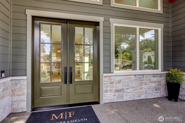 13004 NE 112th Street, Kirkland, WA 98033