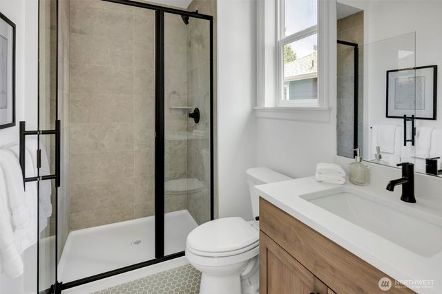 13004 NE 112th Street, Kirkland, WA 98033