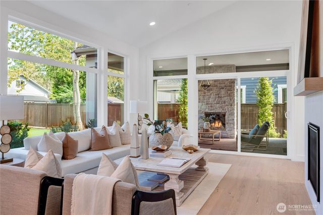 13004 NE 112th Street, Kirkland, WA 98033