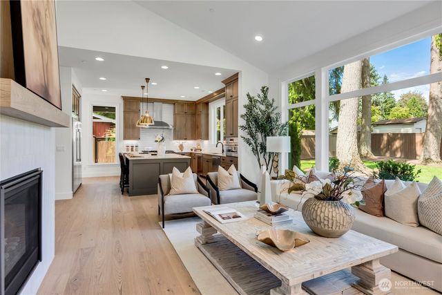 13004 NE 112th Street, Kirkland, WA 98033