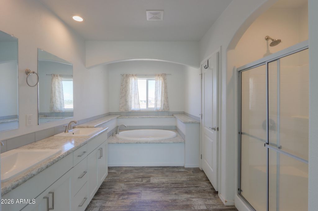 8104 W Randolph Road, Casa Grande, AZ 85194 — photo 5