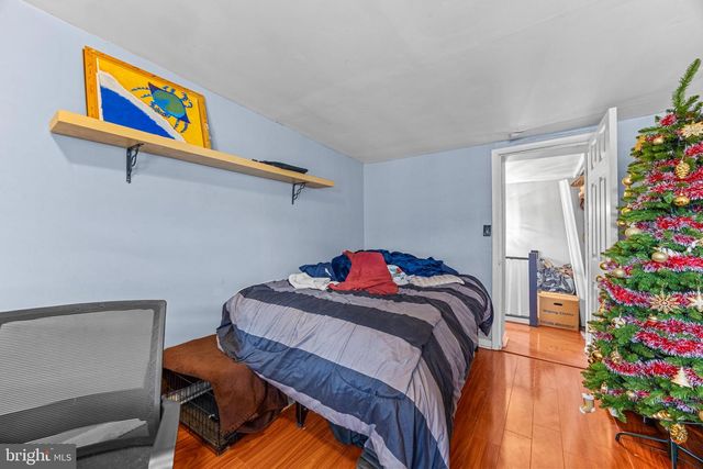 214 S CASTLE ST, Baltimore, MD 21231