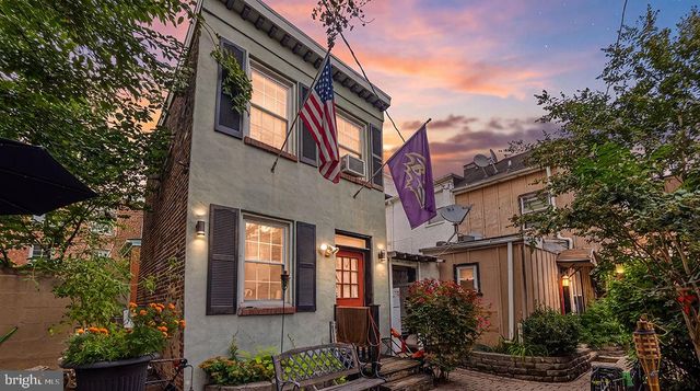 214 S CASTLE ST, Baltimore, MD 21231