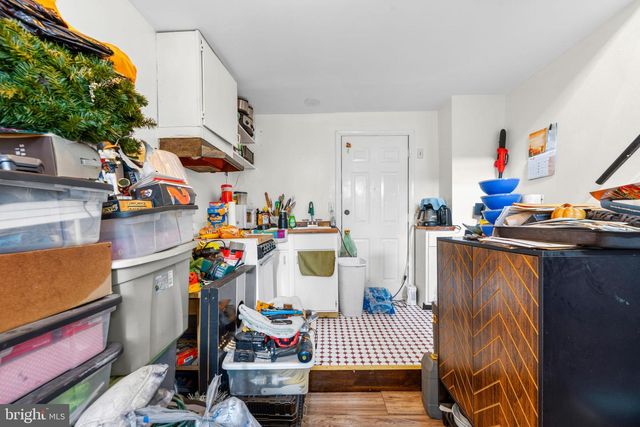 214 S CASTLE ST, Baltimore, MD 21231