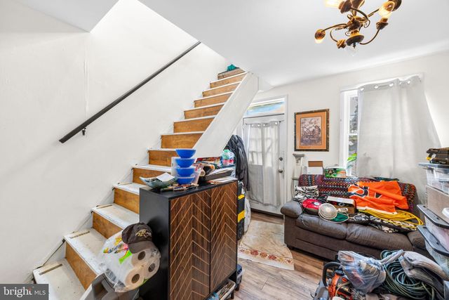 214 S CASTLE ST, Baltimore, MD 21231