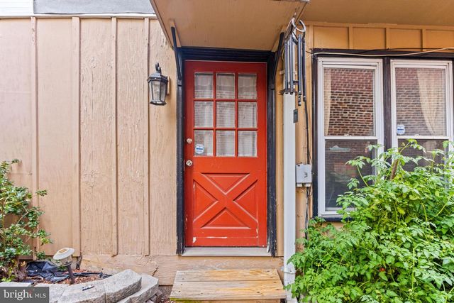 214 S CASTLE ST, Baltimore, MD 21231
