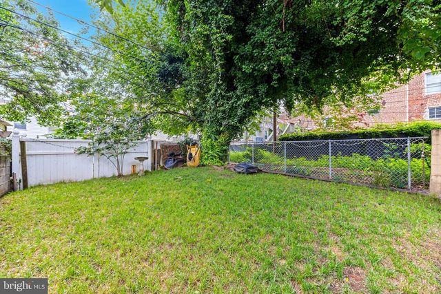 214 S CASTLE ST, Baltimore, MD 21231
