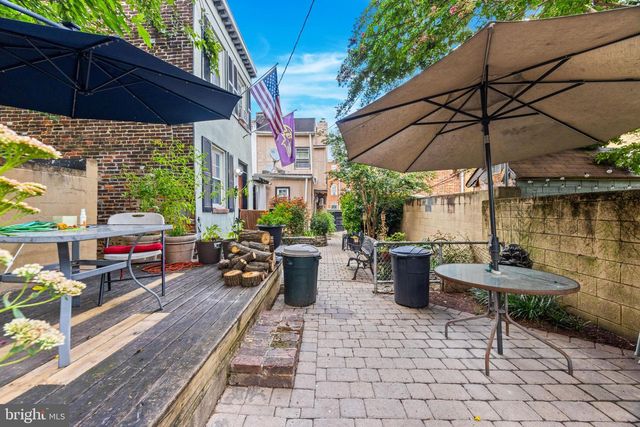 214 S CASTLE ST, Baltimore, MD 21231