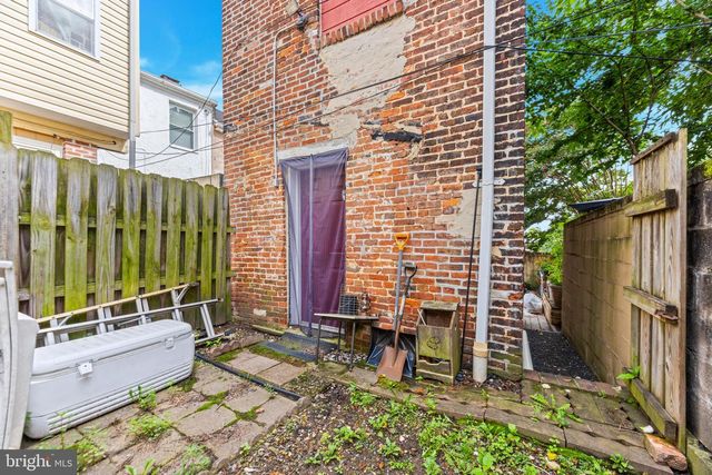214 S CASTLE ST, Baltimore, MD 21231