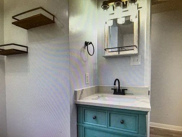 3225 Evergreen Drive, Granbury, TX 76048