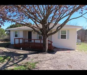 3225 Evergreen Drive, Granbury, TX 76048