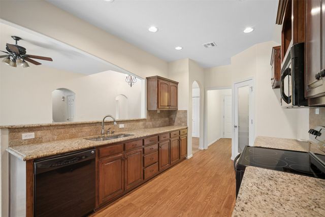 4704 N Poplar Avenue, Broken Arrow, OK 74012