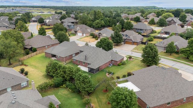 4704 N Poplar Avenue, Broken Arrow, OK 74012