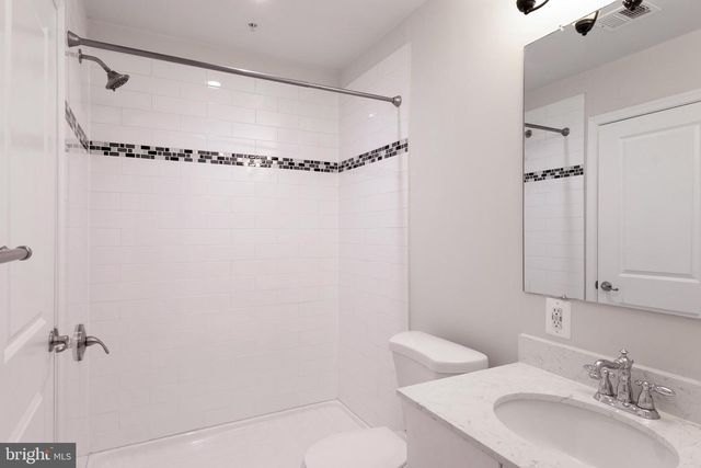 1111 TRENTON PL SE, Washington, DC 20032