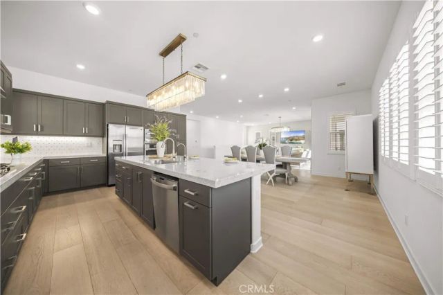 203 Abacus, Irvine, CA 92618