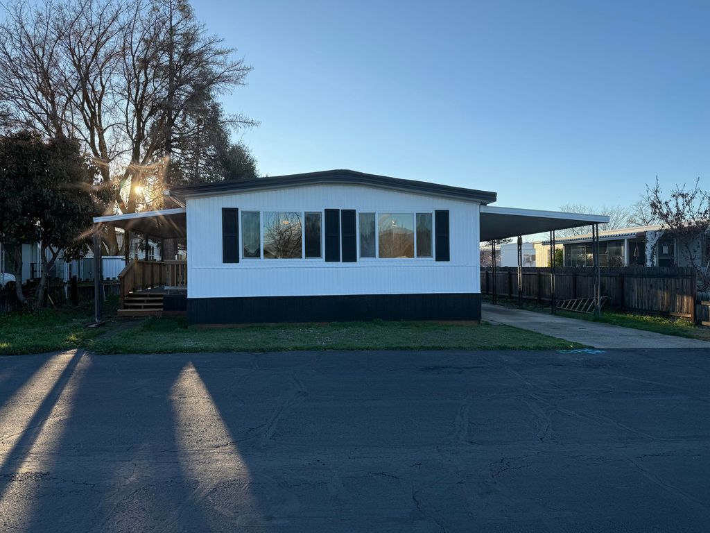 355 Colver Road UNIT 48, Talent, OR 97540