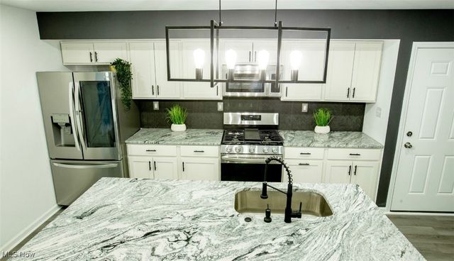 4875 Geraldine Road, Richmond Heights, OH 44143