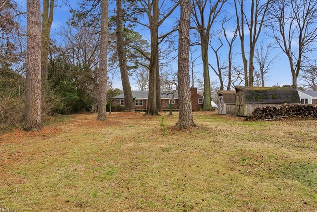 4716 Thoroughgood DR, Virginia Beach, VA 23455