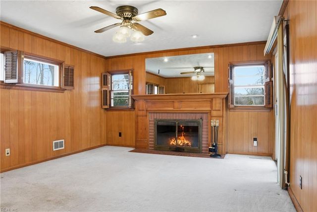 4716 Thoroughgood DR, Virginia Beach, VA 23455