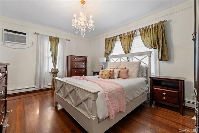 1051 Roselle Place, Woodmere, NY 11598