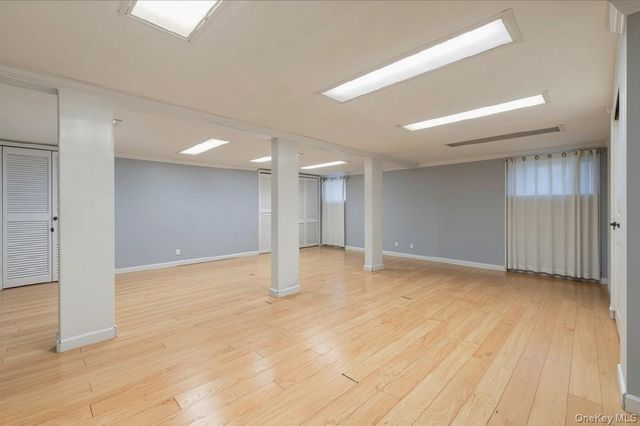1051 Roselle Place, Woodmere, NY 11598