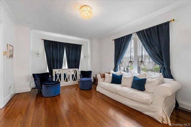 1051 Roselle Place, Woodmere, NY 11598
