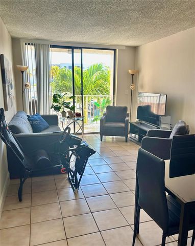 8145 NW 7th St 210, Miami, FL 33126