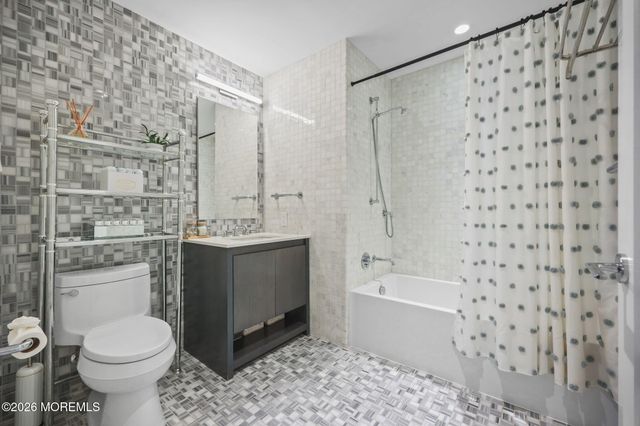 20 Melrose Terrace 506, Long Branch, NJ 07740