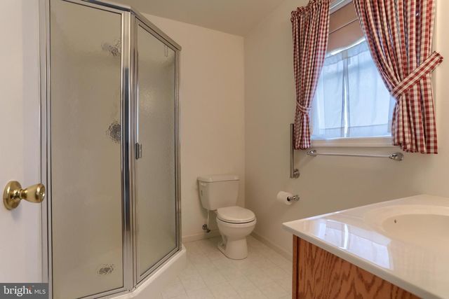 202 VILLAGE DR, Newmanstown, PA 17073
