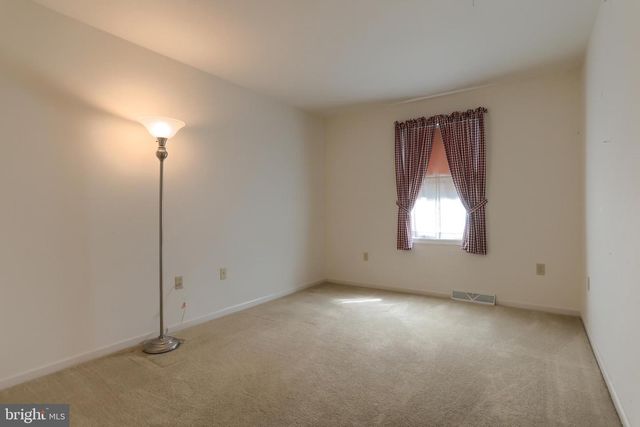 202 VILLAGE DR, Newmanstown, PA 17073