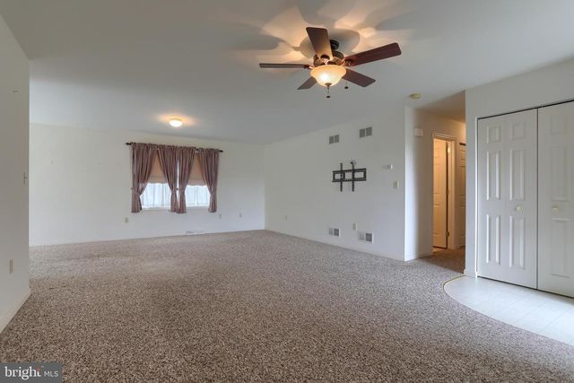 202 VILLAGE DR, Newmanstown, PA 17073
