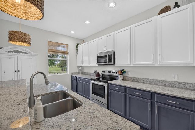 203 STAR SHELL DRIVE, Apollo Beach, FL 33572