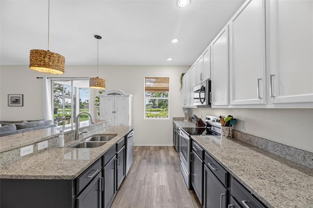 203 STAR SHELL DRIVE, Apollo Beach, FL 33572