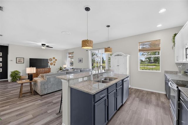 203 STAR SHELL DRIVE, Apollo Beach, FL 33572