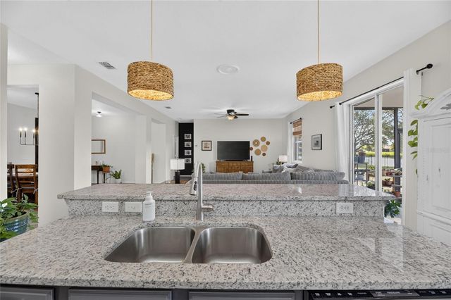 203 STAR SHELL DRIVE, Apollo Beach, FL 33572