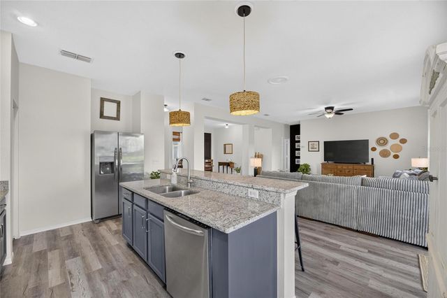 203 STAR SHELL DRIVE, Apollo Beach, FL 33572