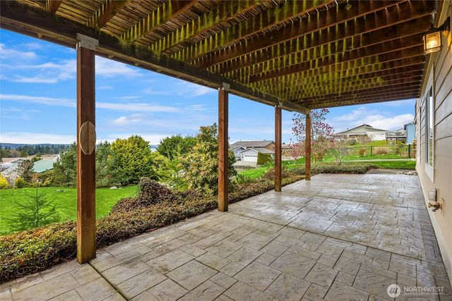 37549 NE Olympic View Road, Hansville, WA 98340