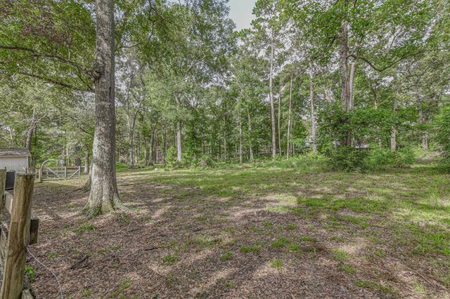3680 Woodpeckers Grove, Cleveland, TX 77328