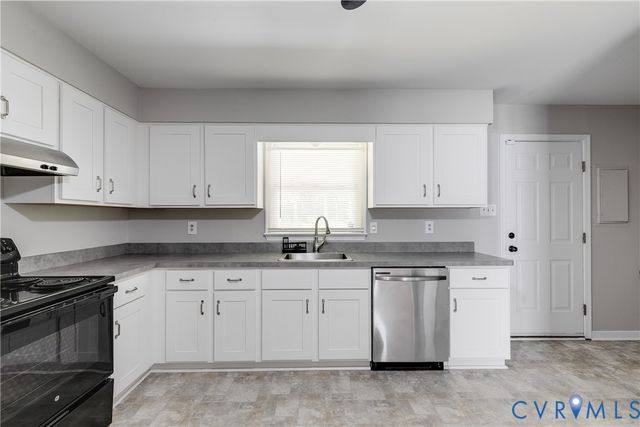2702 Puckett Ct, Chesterfield, VA 23112