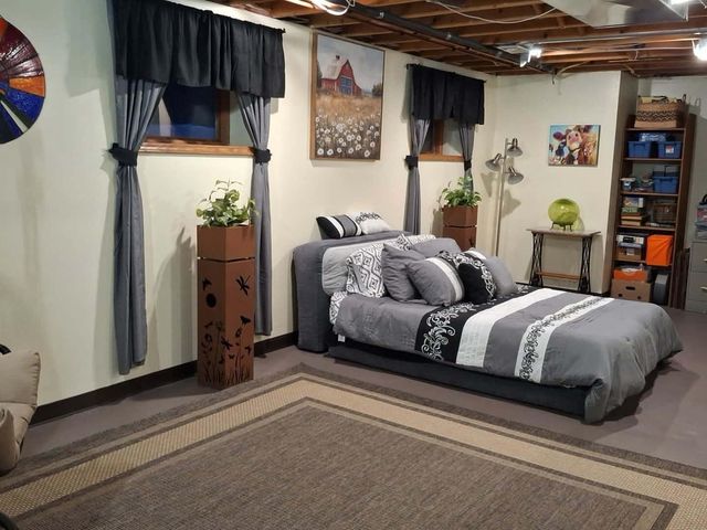 33671 Woodmont Ridge Drive, New Carlisle, IN 46552