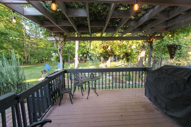 33671 Woodmont Ridge Drive, New Carlisle, IN 46552